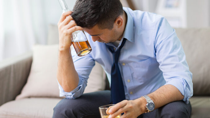 10 Stufen des Alkoholismus