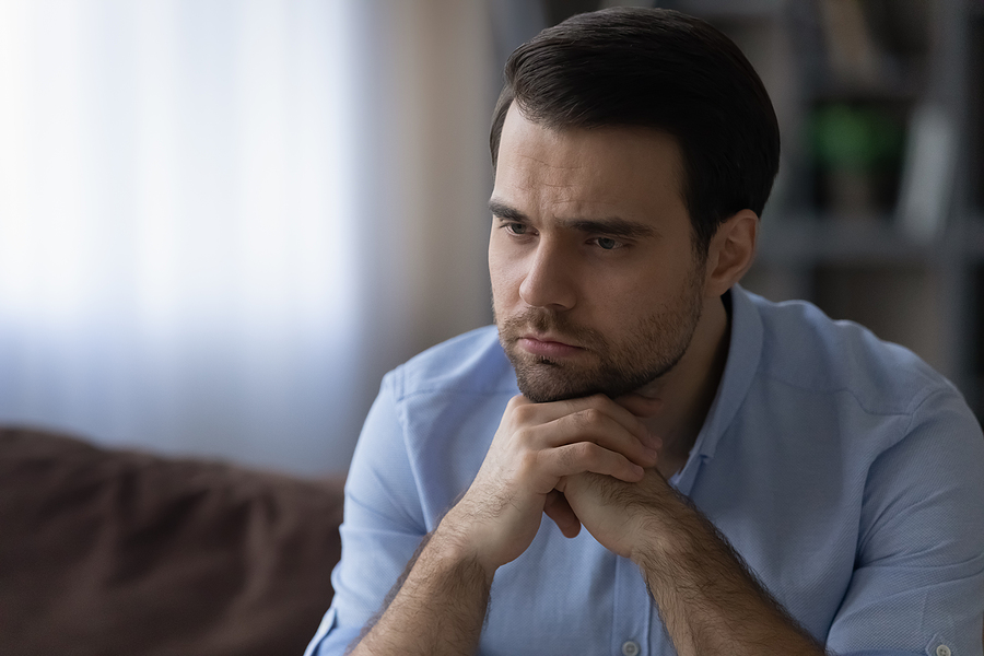 Overthinking in einer Beziehung erkennen und bewältigen Adonis Magazin